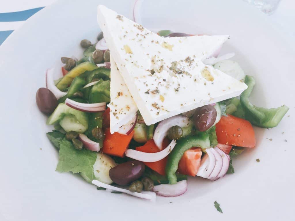 vacanze mykonos insalata greca