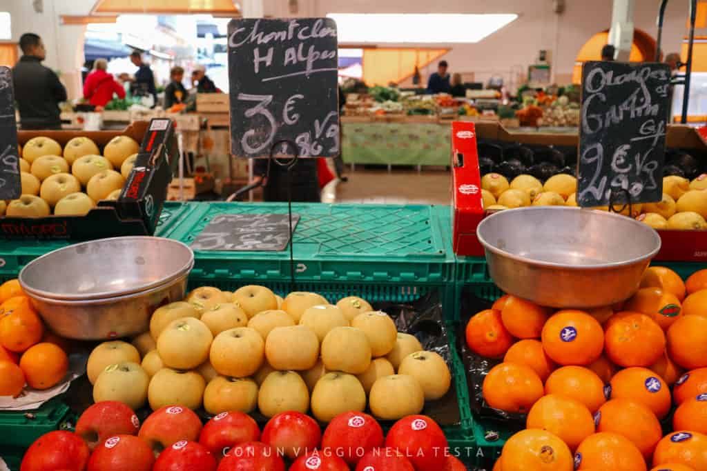 cannes in inverno, il mercato di forville