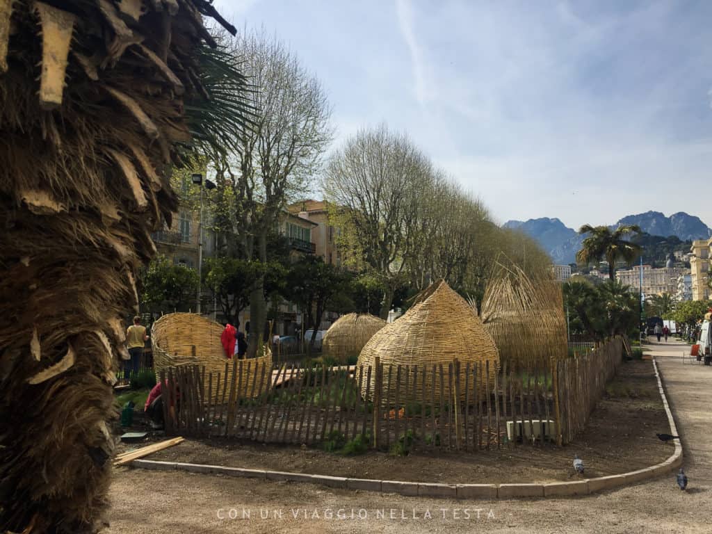 Uno dei due progetti dei giardini effimeri di Mentone per il Festival dei Giardini, un percorso immersivo nel risveglio dei sensi