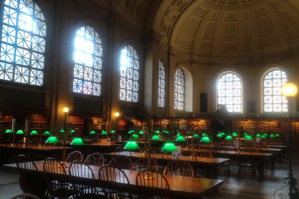 Boston Public Library, la Bates Hall